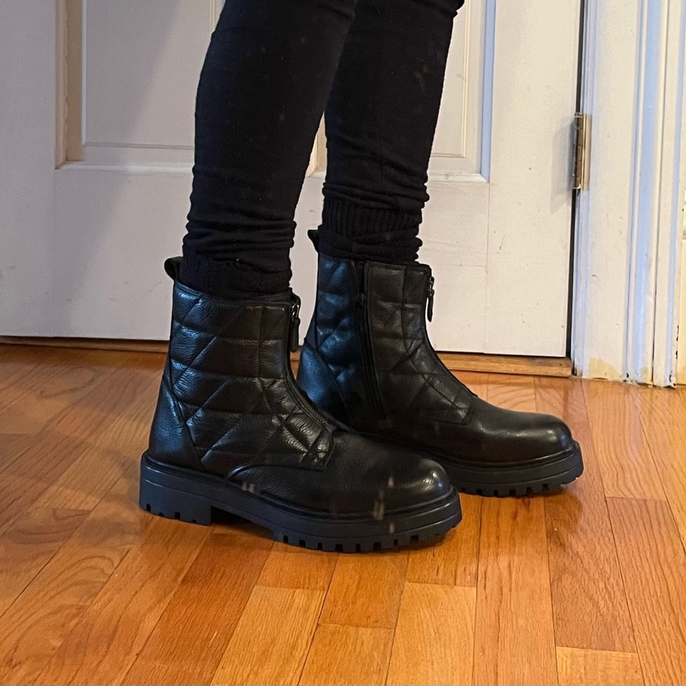 Alberto Torresi women’s leather black boots 9.5